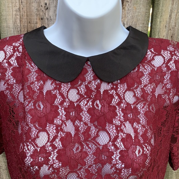 Lace Collared Shirt - Picture 2 of 3